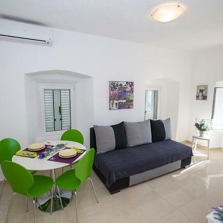 Apartmani Cindric Карлобаг Екстер'єр фото